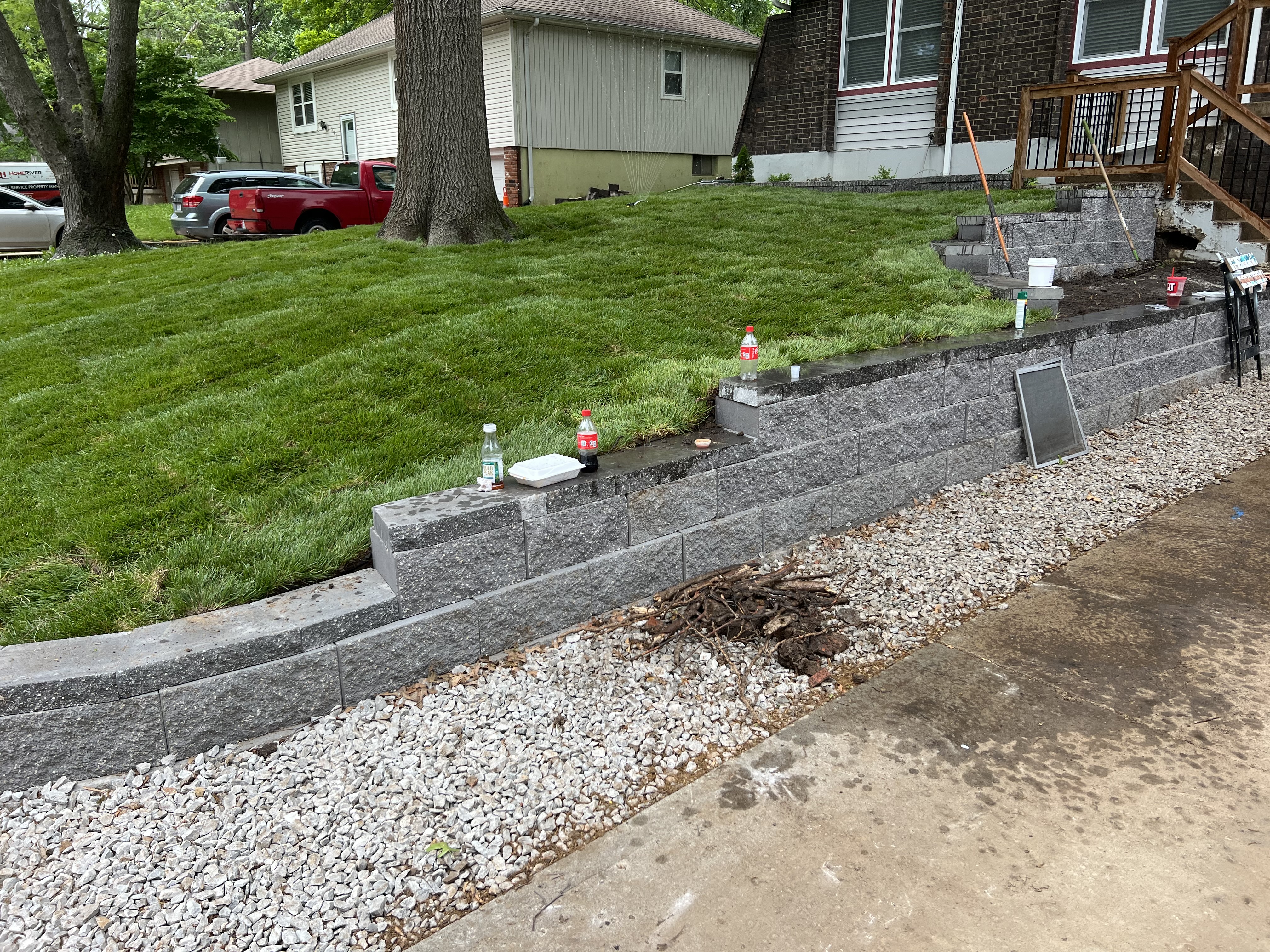 Retaining wall