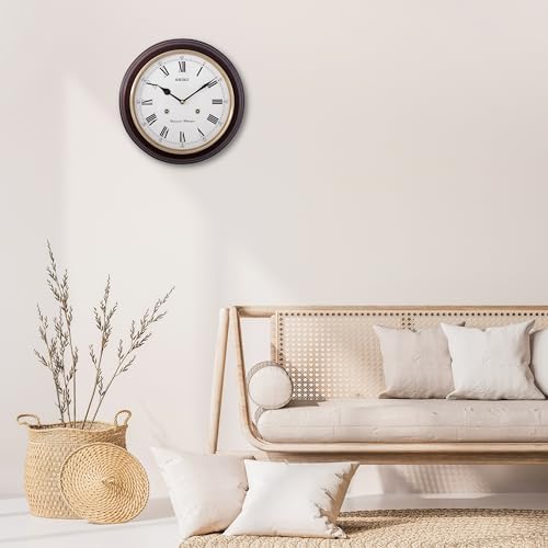 Vue 7 de Seiko Station Clock Qxhb