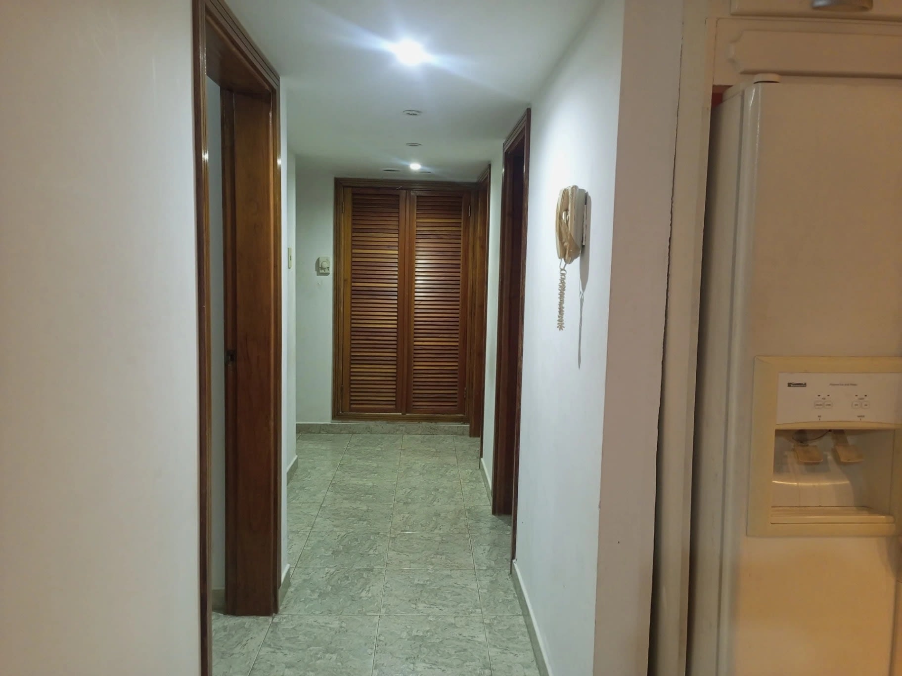 Apartamento en venta en Maracaibo (Av 8 Santa Rita), foto 5 de 12
