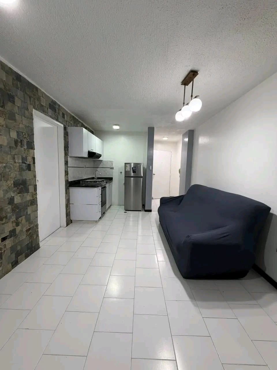 Foto 2 de Alquilo moderno apartamento en La Ensenada sector Cerro Amarillo