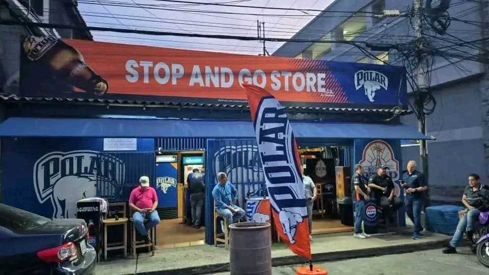 Foto 2 de Vendo fondo de comercio de Licorería en Lecheria