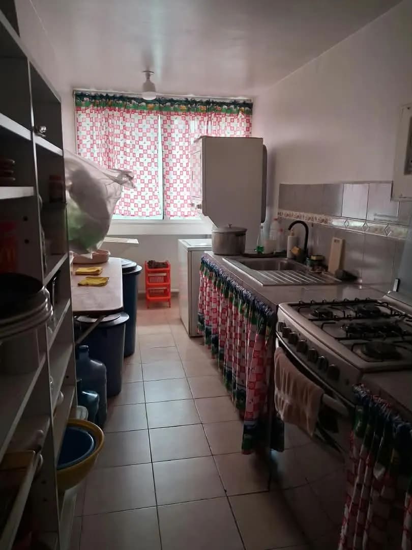 Foto 2 de Alquiler de Amplia Habitación