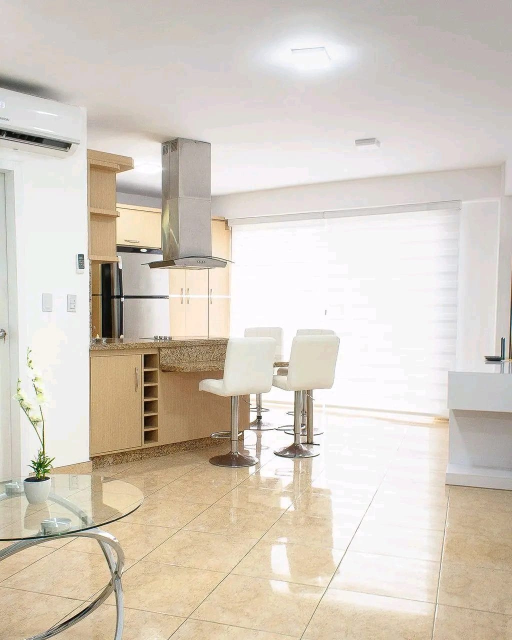 Apartamento en venta en Lechería (Villa Solariega), foto 2 de 9