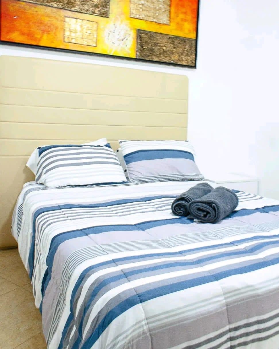 Apartamento en venta en Lechería (Villa Solariega), foto 4 de 9
