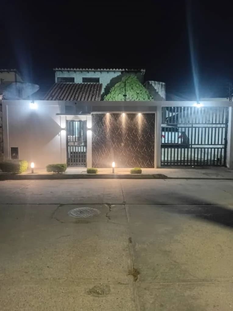Casa en venta en Valencia (Urbanizacion Aguasal Ciudad Alianza), foto 3 de 12