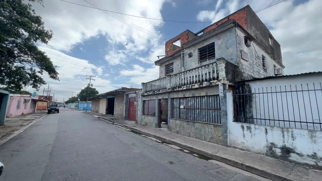 Casa en venta en Valencia, foto 2 de 9