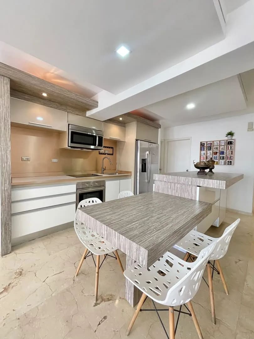 Apartamento en venta en Lechería (Casco central), foto 4 de 12