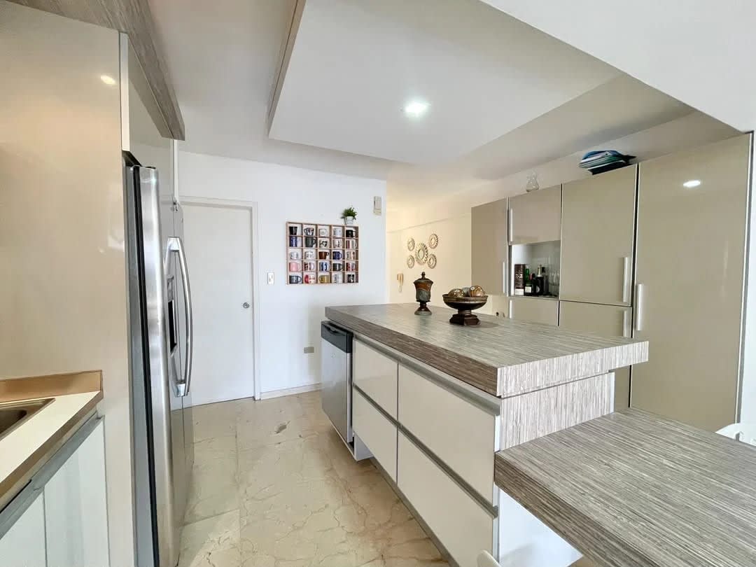 Apartamento en venta en Lechería (Casco central), foto 5 de 12