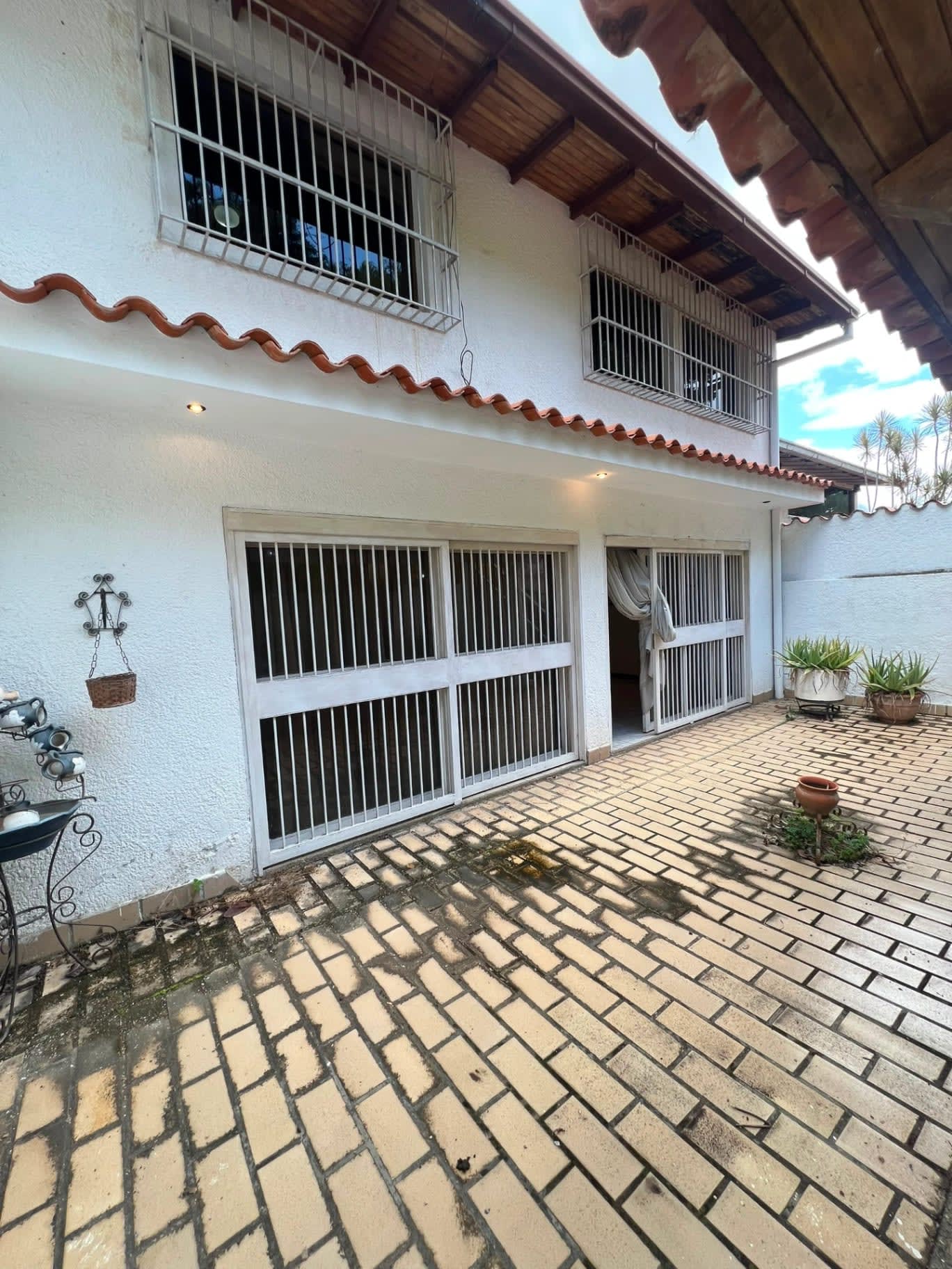 Casa en venta en Caracas (F59G+MM6), foto 2 de 12