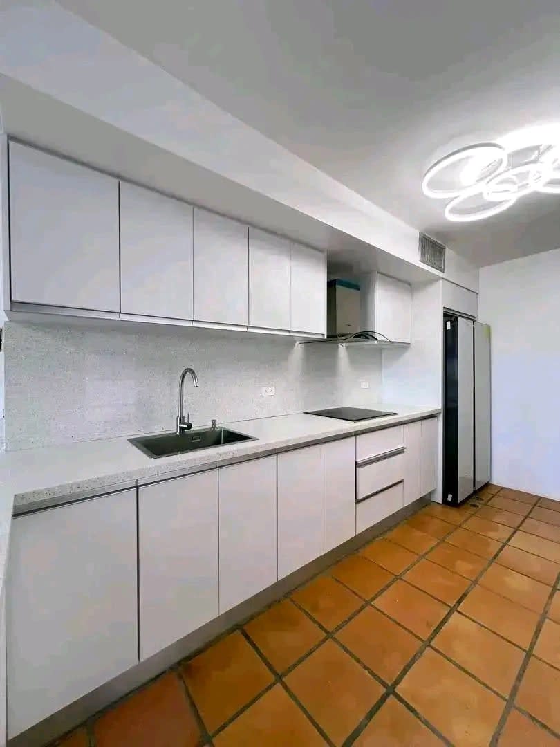 Apartamento en venta en Lechería (Plaza marina), foto 3 de 12