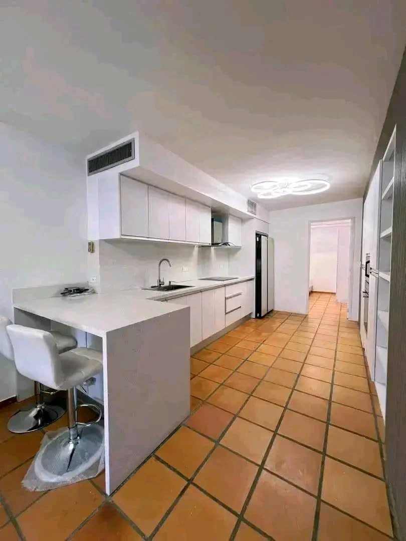 Apartamento en venta en Lechería (Plaza marina), foto 4 de 12