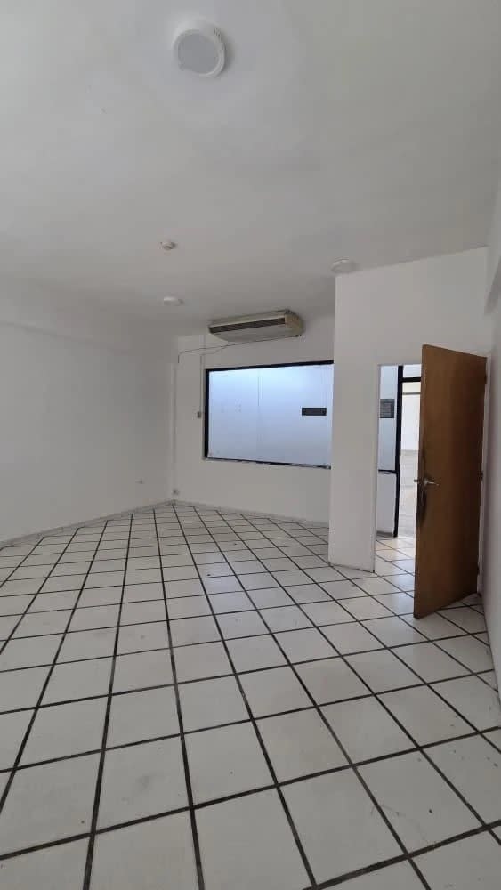 Local comercial en alquiler en Valencia (Zona Industrial Castillito), foto 5 de 7