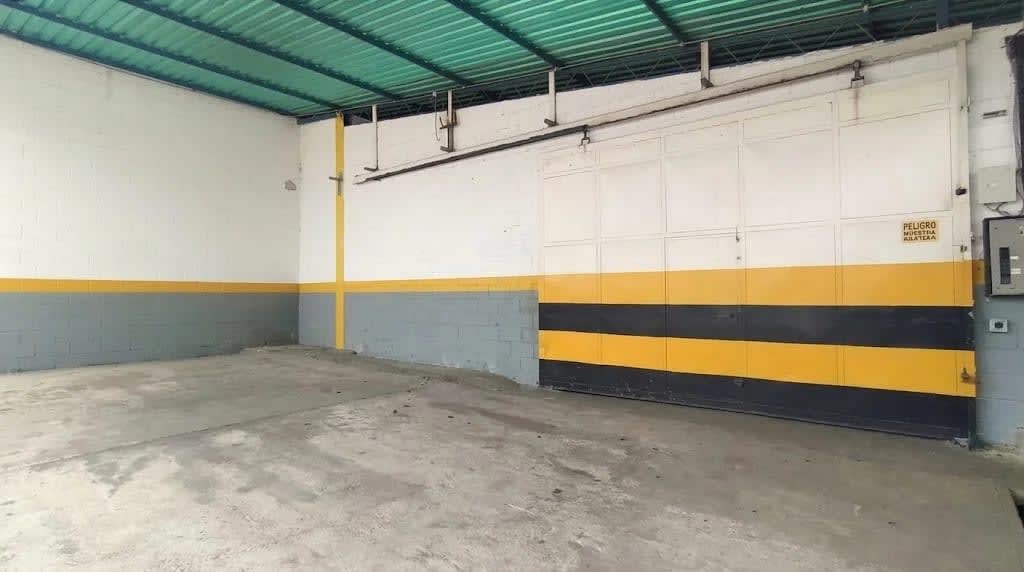 Local comercial en alquiler en Valencia (Zona Industrial Castillito), foto 3 de 12