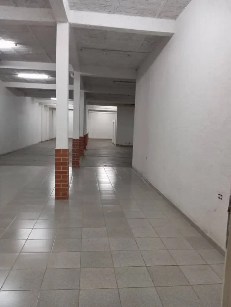 Local comercial en alquiler en Valencia (Urbanización la candelaria), foto 3 de 9