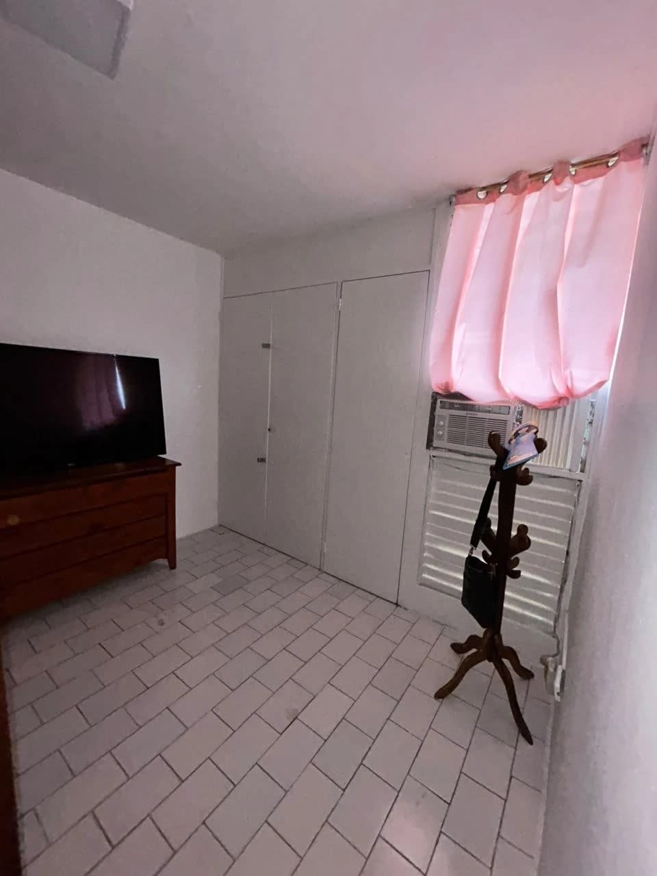 Apartamento en venta en Naguanagua (Los caracaros), foto 5 de 12