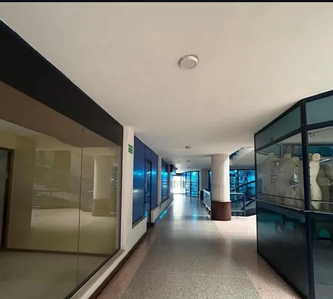 Local comercial en venta en Valencia (Av bolivar), foto 5 de 8