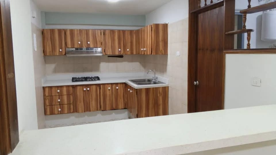 Apartamento en venta en Valencia (Av. Cuatricentenario los Nísperos.), foto 2 de 8