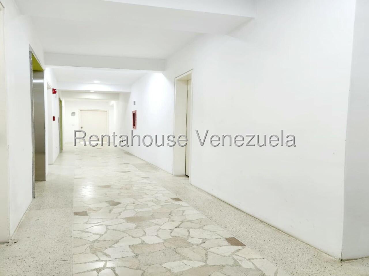 Apartamento en venta en Caracas (La Lagunita Country Club), foto 3 de 12