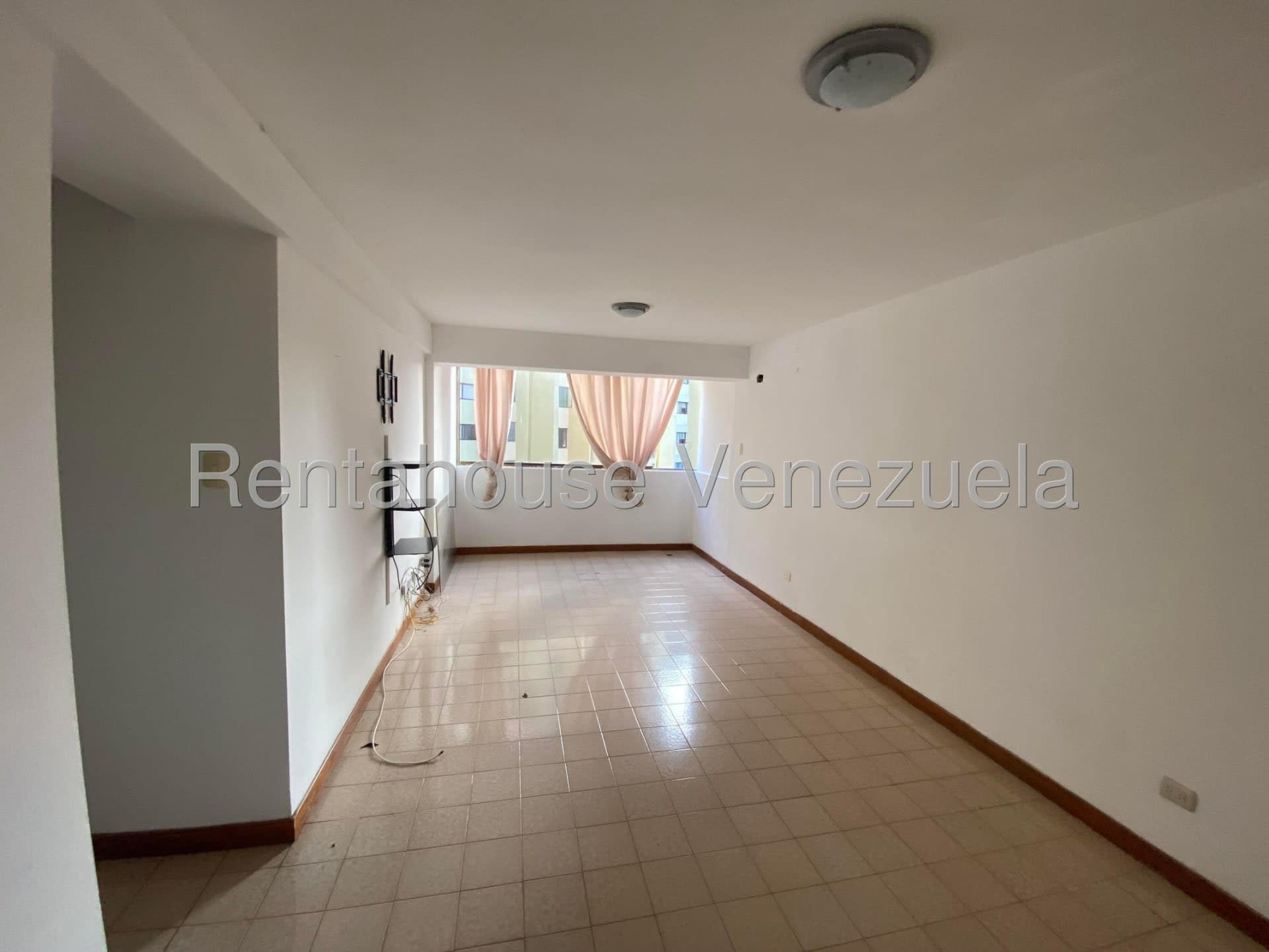 Apartamento en venta en Caracas (Guaicay), foto 2 de 12