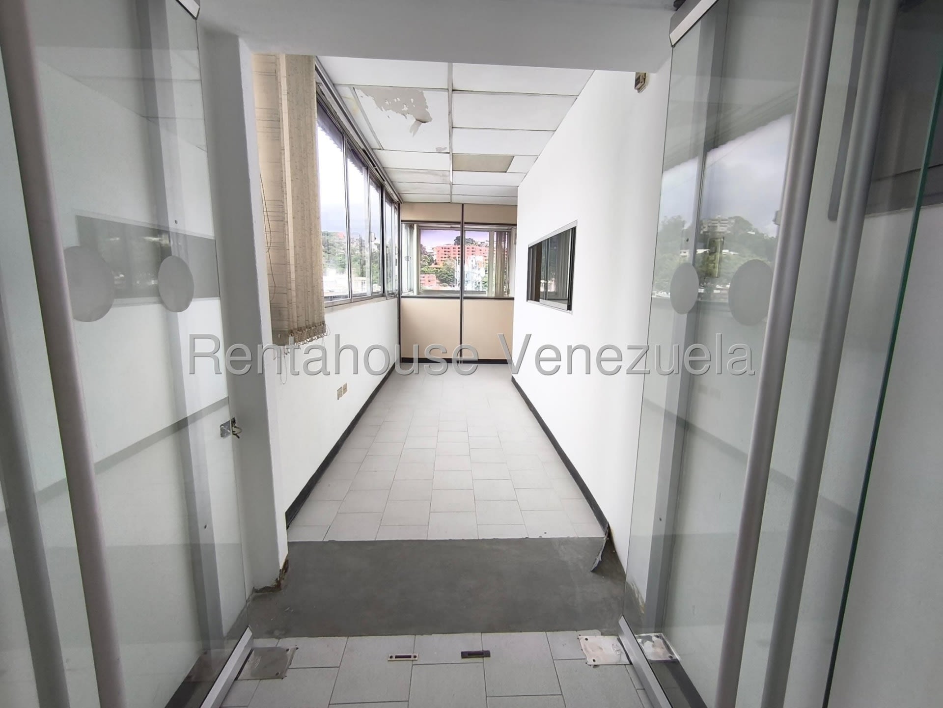 Oficina en alquiler en Caracas (La Trinidad), foto 4 de 12