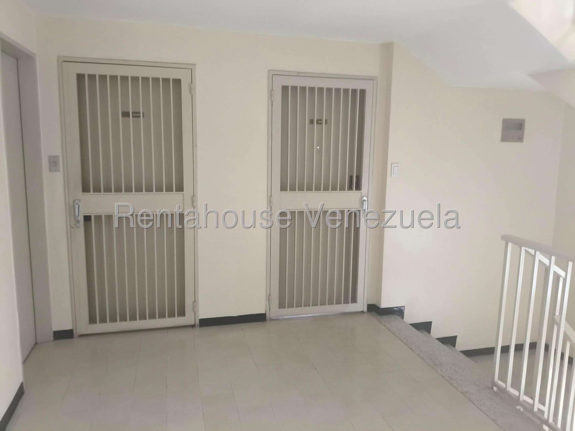 Apartamento en venta en Caracas (Terrazas del Avila), foto 2 de 12