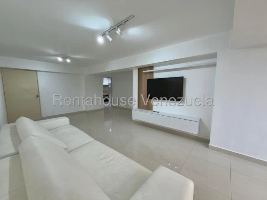 Apartamento en alquiler en Caracas (Los Naranjos), foto 4 de 11