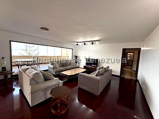 Apartamento en venta en Caracas (Los Naranjos del Cafetal), foto 5 de 12