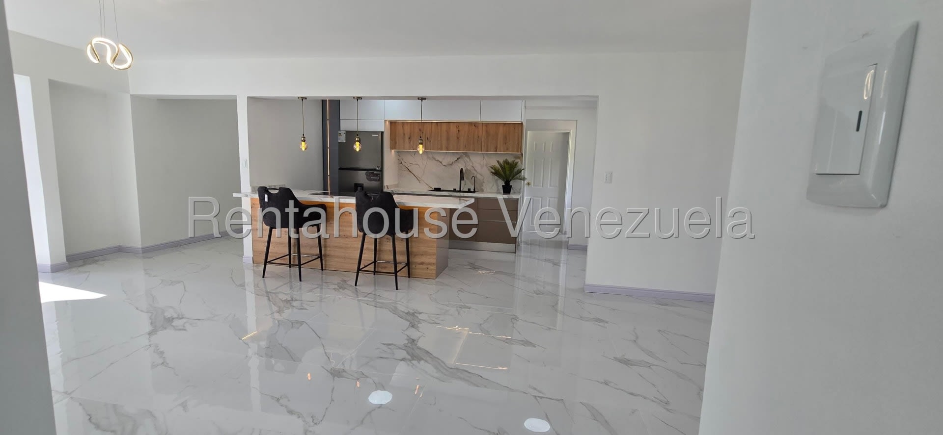 Apartamento en venta en Caracas (Santa Rosa de Lima), foto 3 de 12