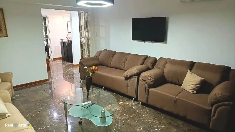 Apartamento en alquiler en Caracas (Urb. Los Palos Grandes), foto 2 de 12