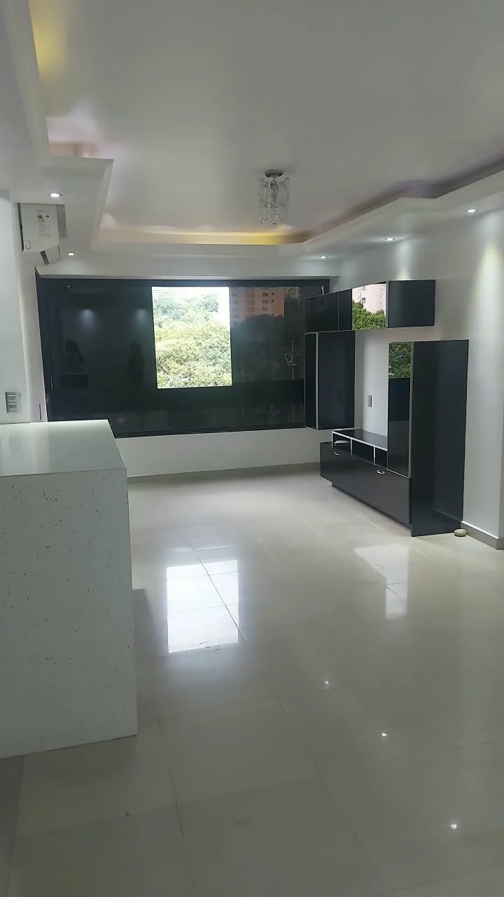 Apartamento en alquiler en Caracas (Avenida Libertador), foto 2 de 12