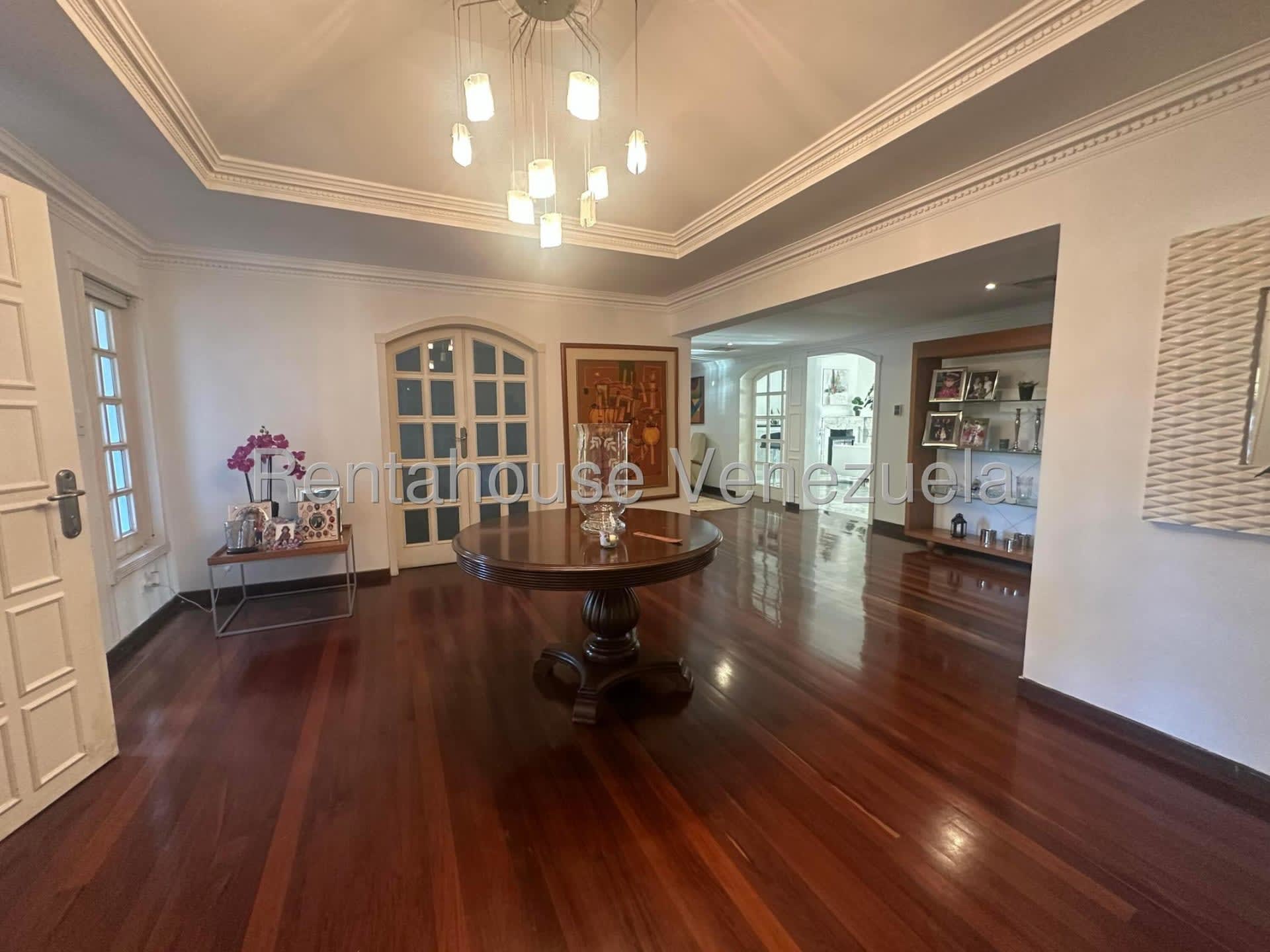 Casa en alquiler en Caracas (La Lagunita Country Club), foto 4 de 12
