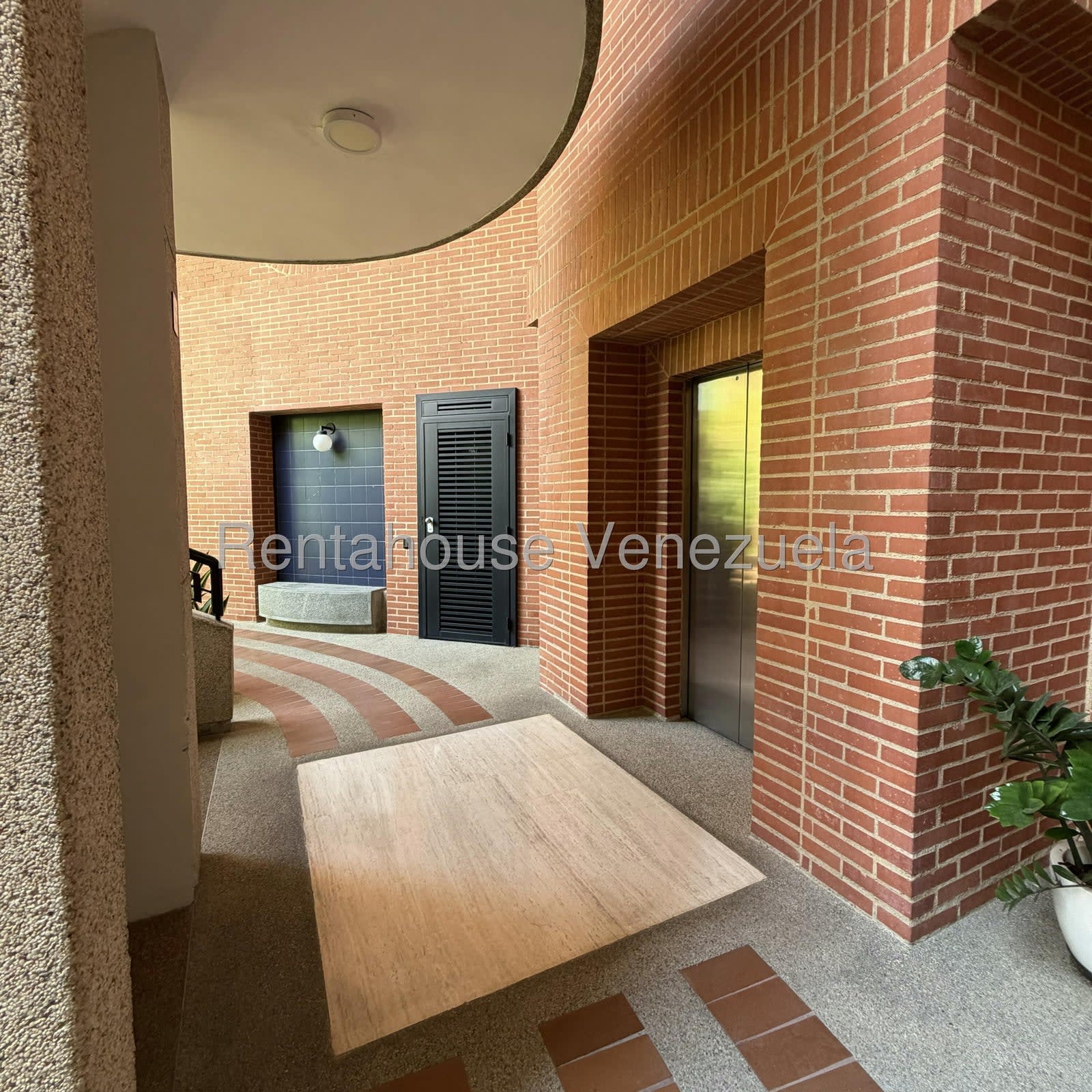 Apartamento en venta en Caracas (La Castellana), foto 3 de 12