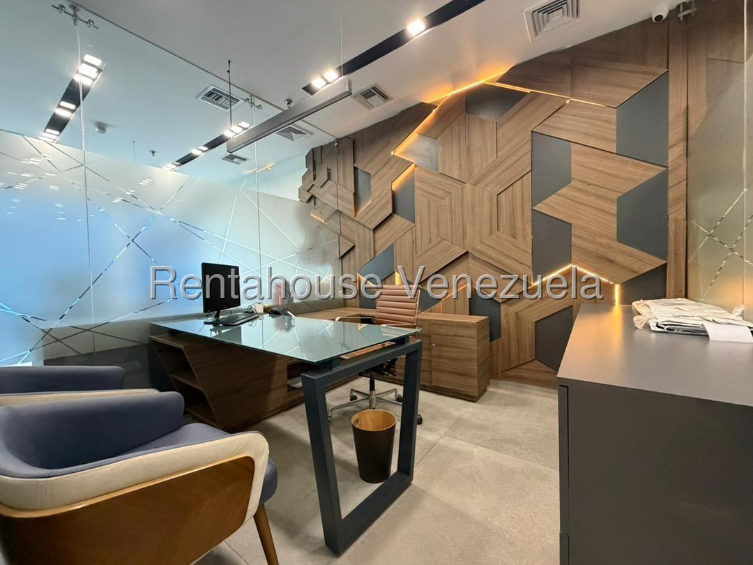 Oficina en venta en Caracas (Los Palos Grandes), foto 1 de 12