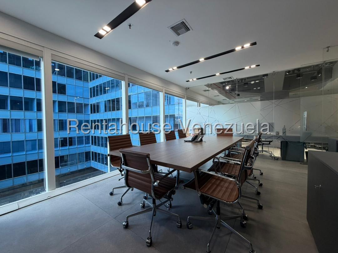 Oficina en venta en Caracas (Los Palos Grandes), foto 3 de 12
