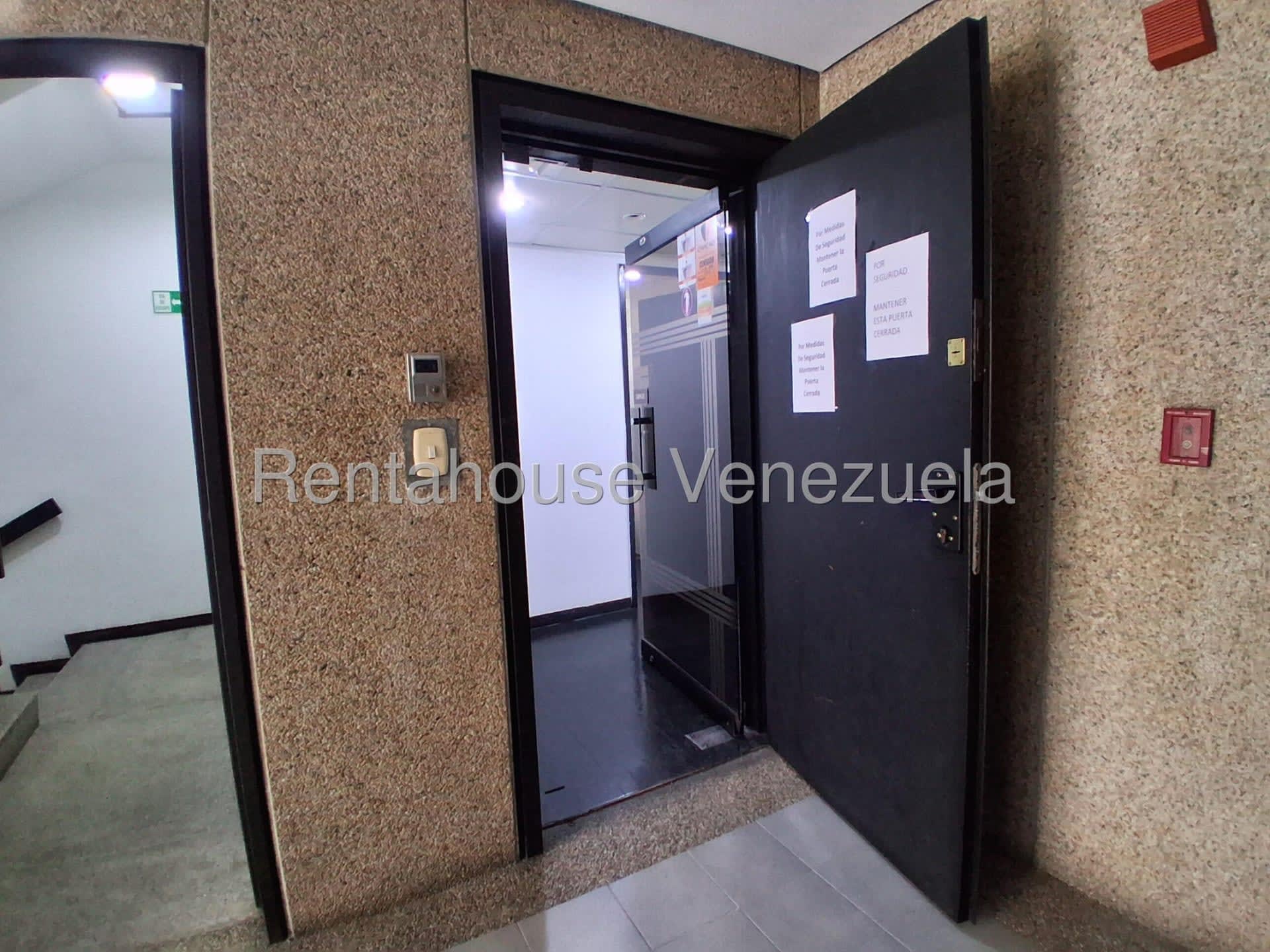 Oficina en venta en Caracas (El Rosal), foto 2 de 12