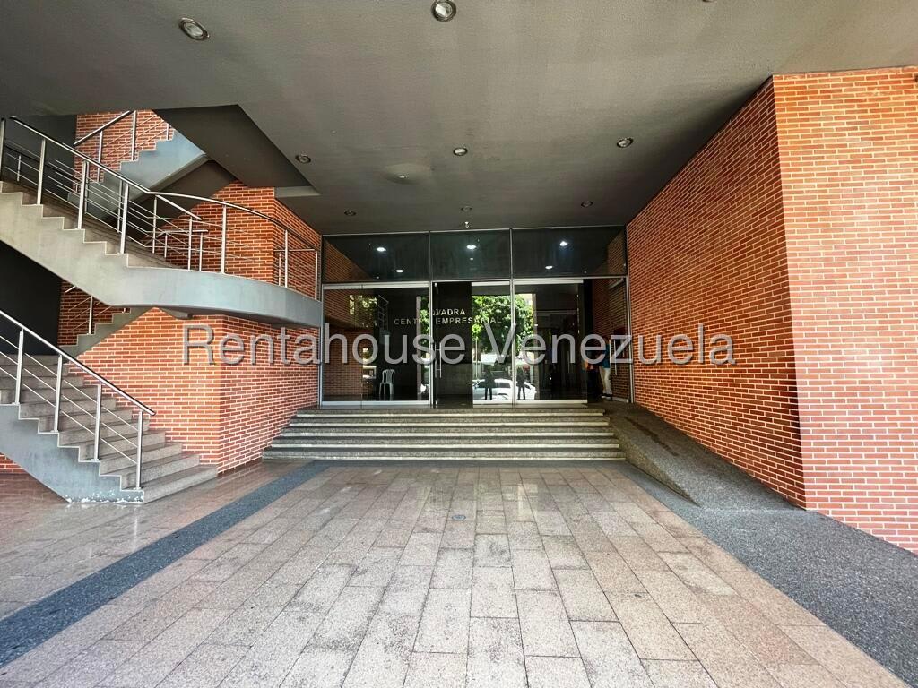 Local comercial en venta en Caracas (Los Dos Caminos), foto 2 de 8