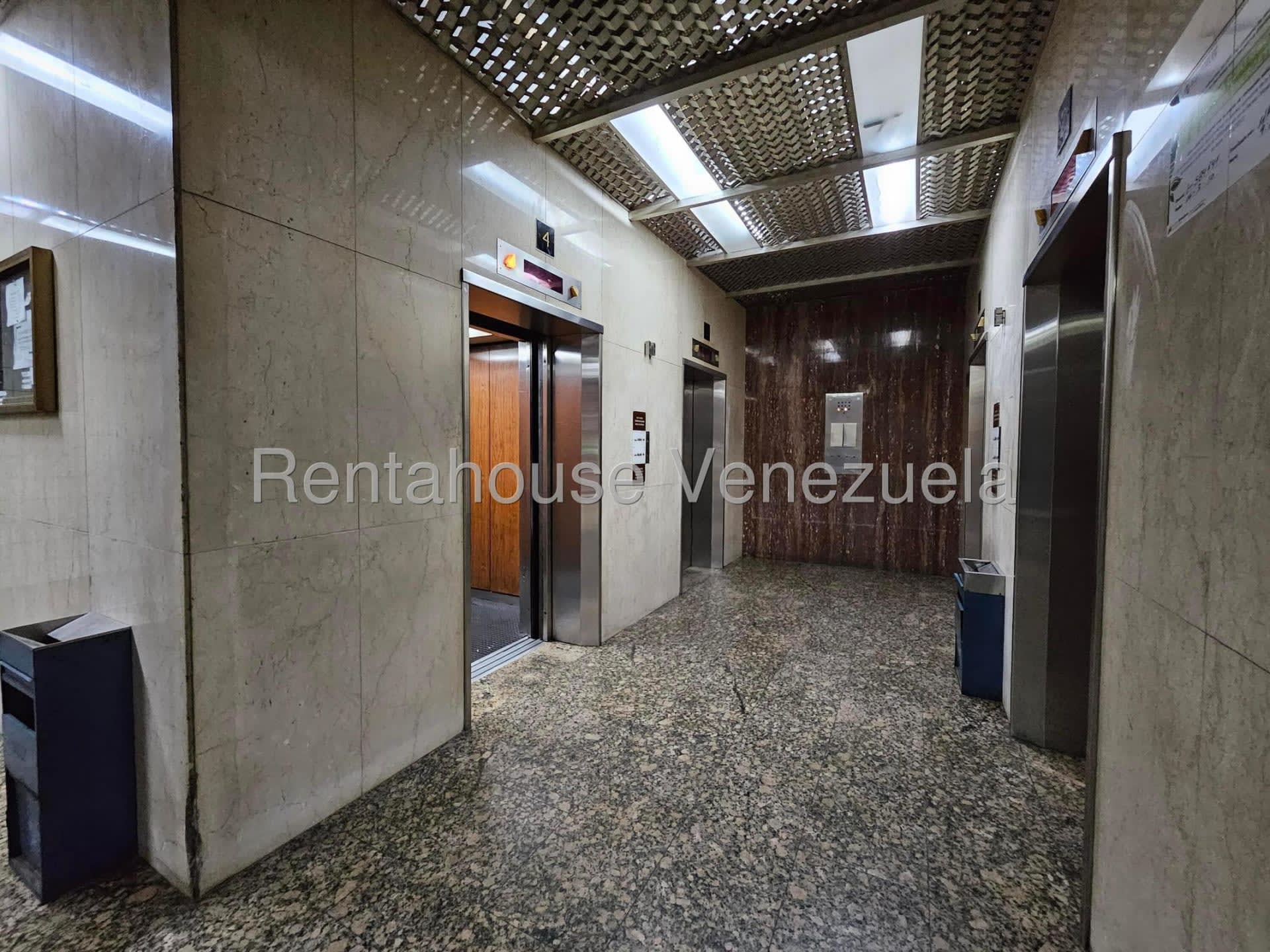 Local comercial en venta en Caracas (Parroquia Catedral), foto 3 de 12