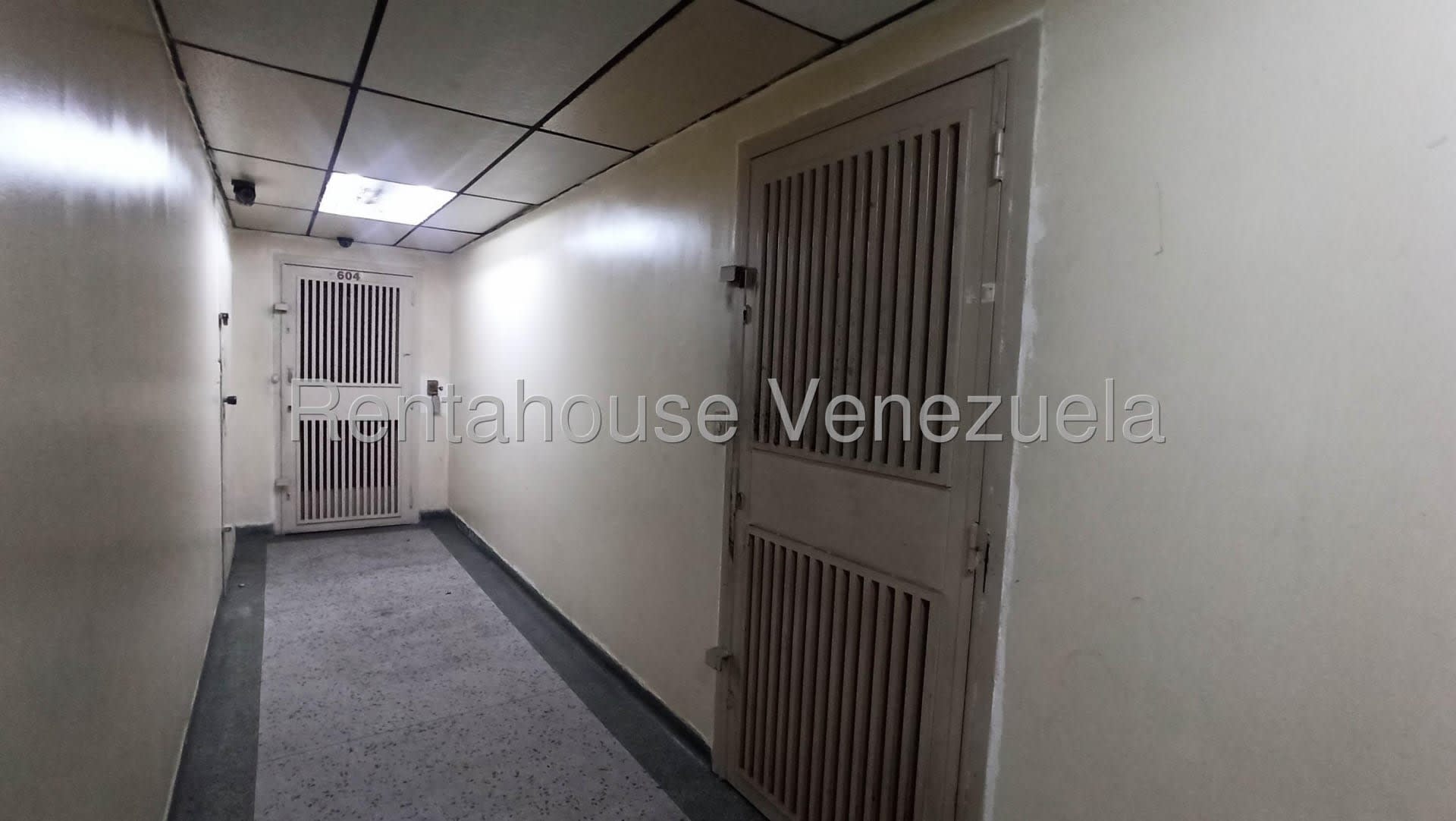 Local comercial en venta en Caracas (Parroquia Altagracia), foto 5 de 11