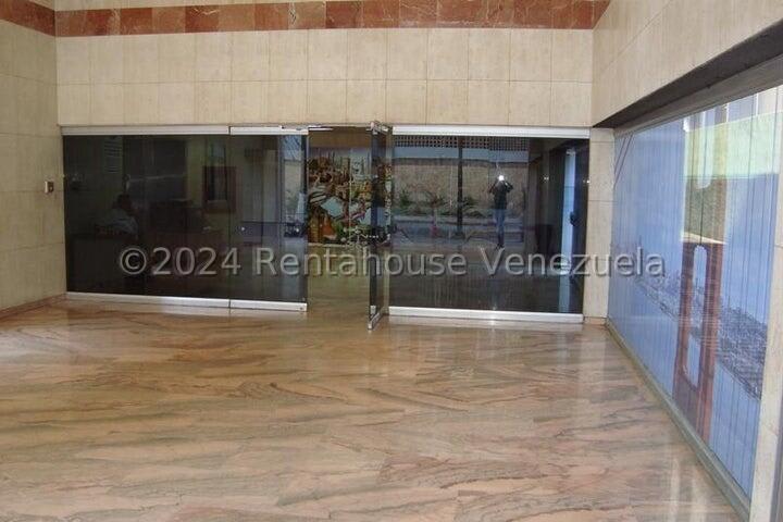 Oficina en venta en Caracas (El Rosal), foto 2 de 12