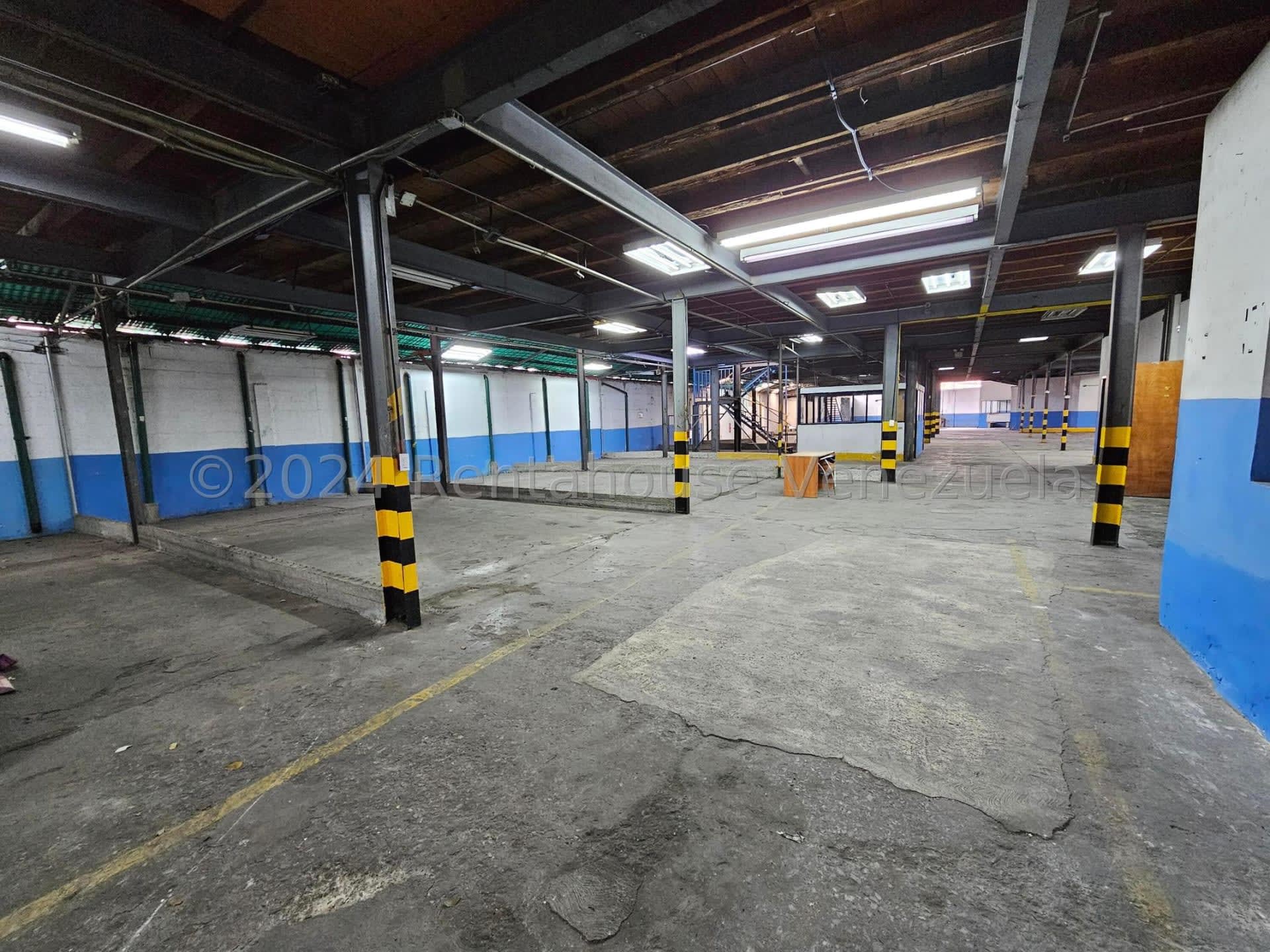Local comercial en venta en Caracas (La California Norte), foto 4 de 12