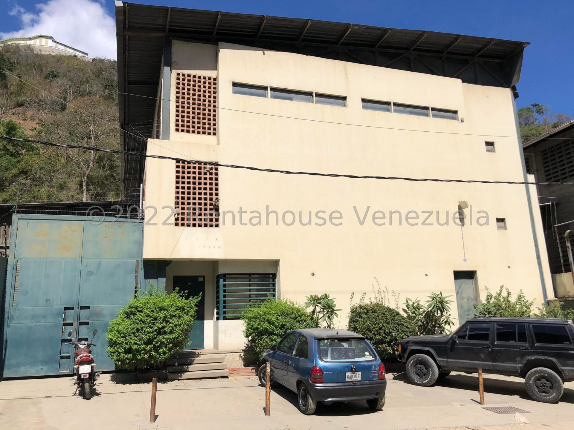 Local comercial en venta en Turumo, foto 1 de 11