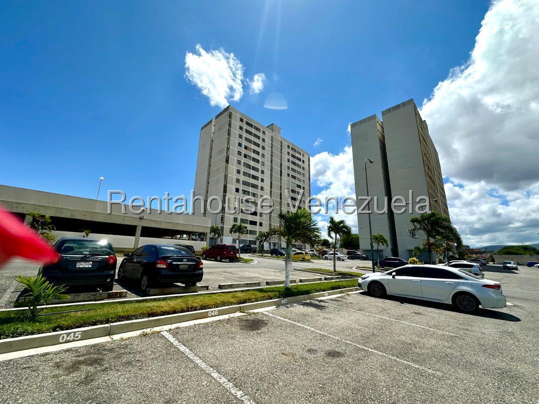 Apartamento en venta en Barquisimeto (Zona Oeste), foto 2 de 12