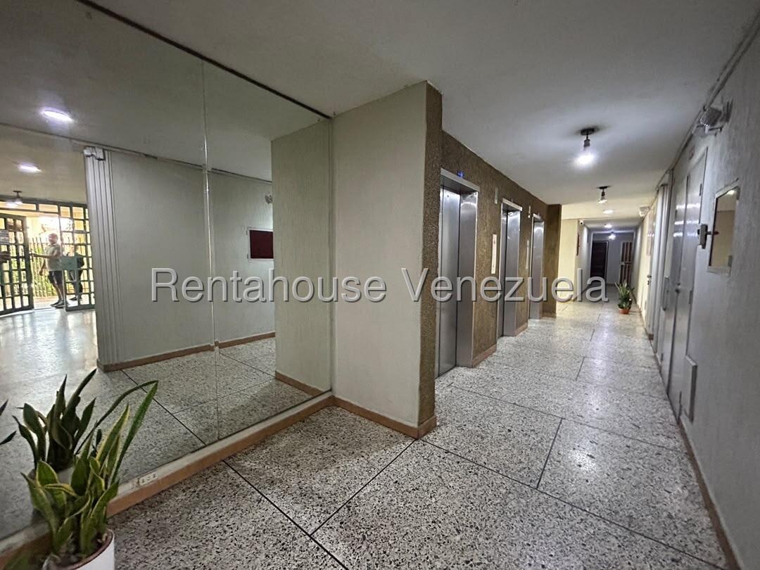 Apartamento en venta en Barquisimeto (Club Hipico Las Trinitarias), foto 4 de 12