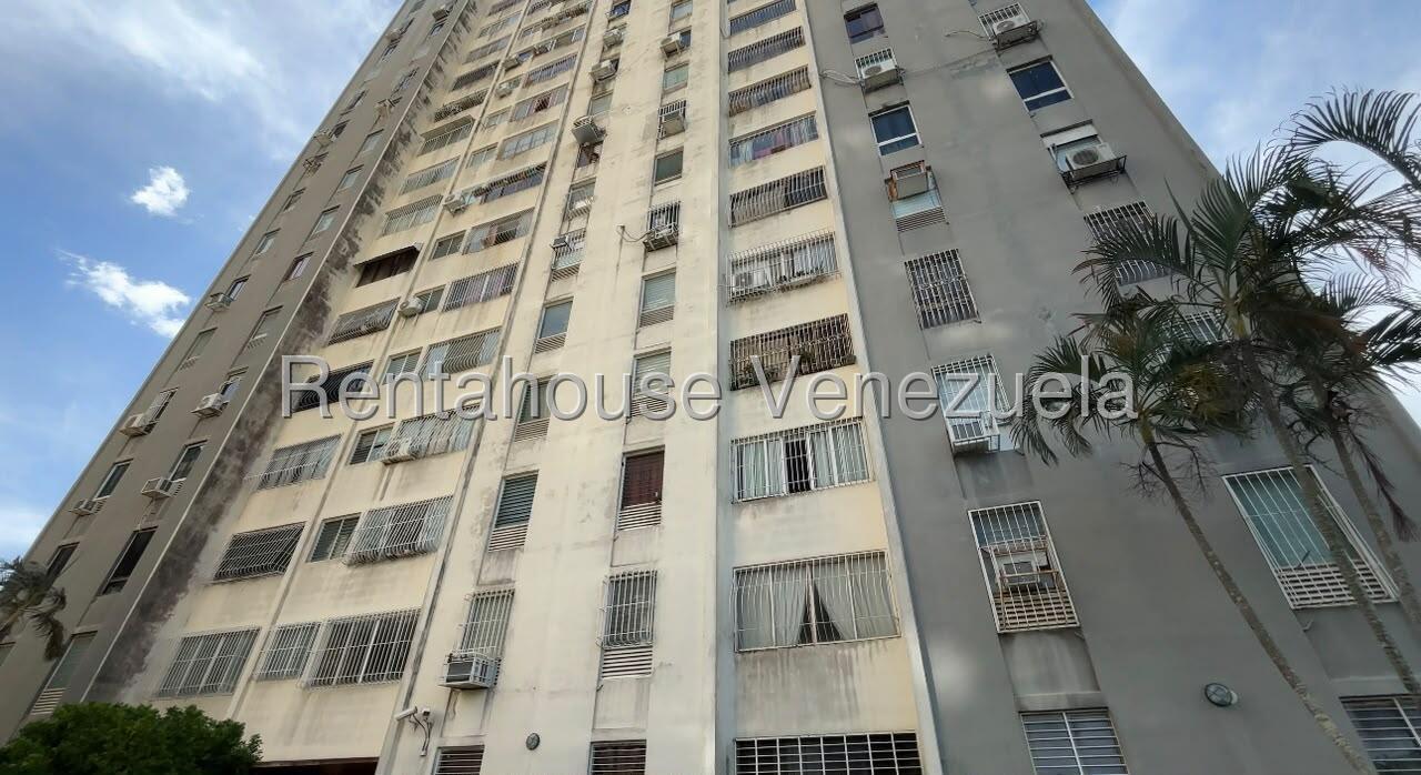 Apartamento en venta en Barquisimeto (Club Hipico Las Trinitarias), foto 1 de 12