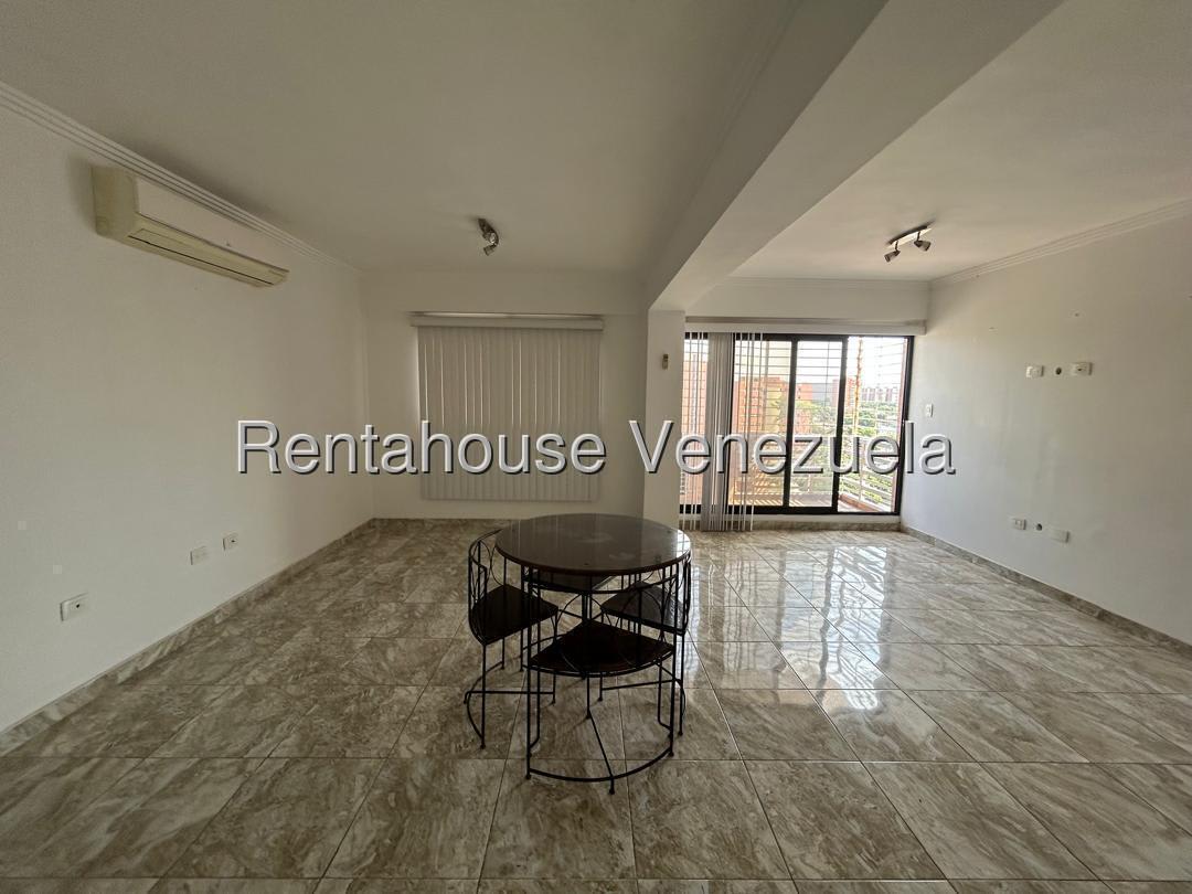 Apartamento en venta en Barquisimeto (Del Este), foto 2 de 12
