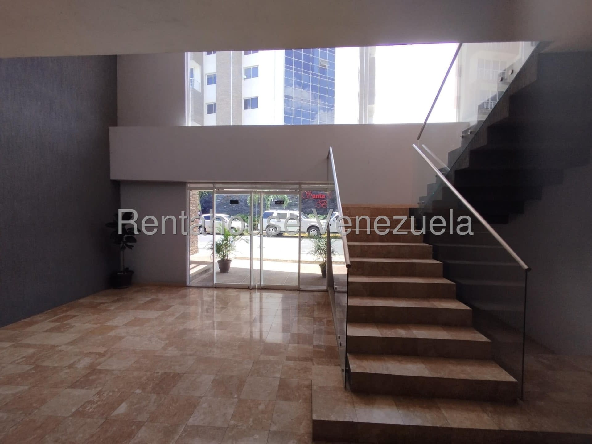 Apartamento en venta en Barquisimeto (Triangulo del Este), foto 3 de 12