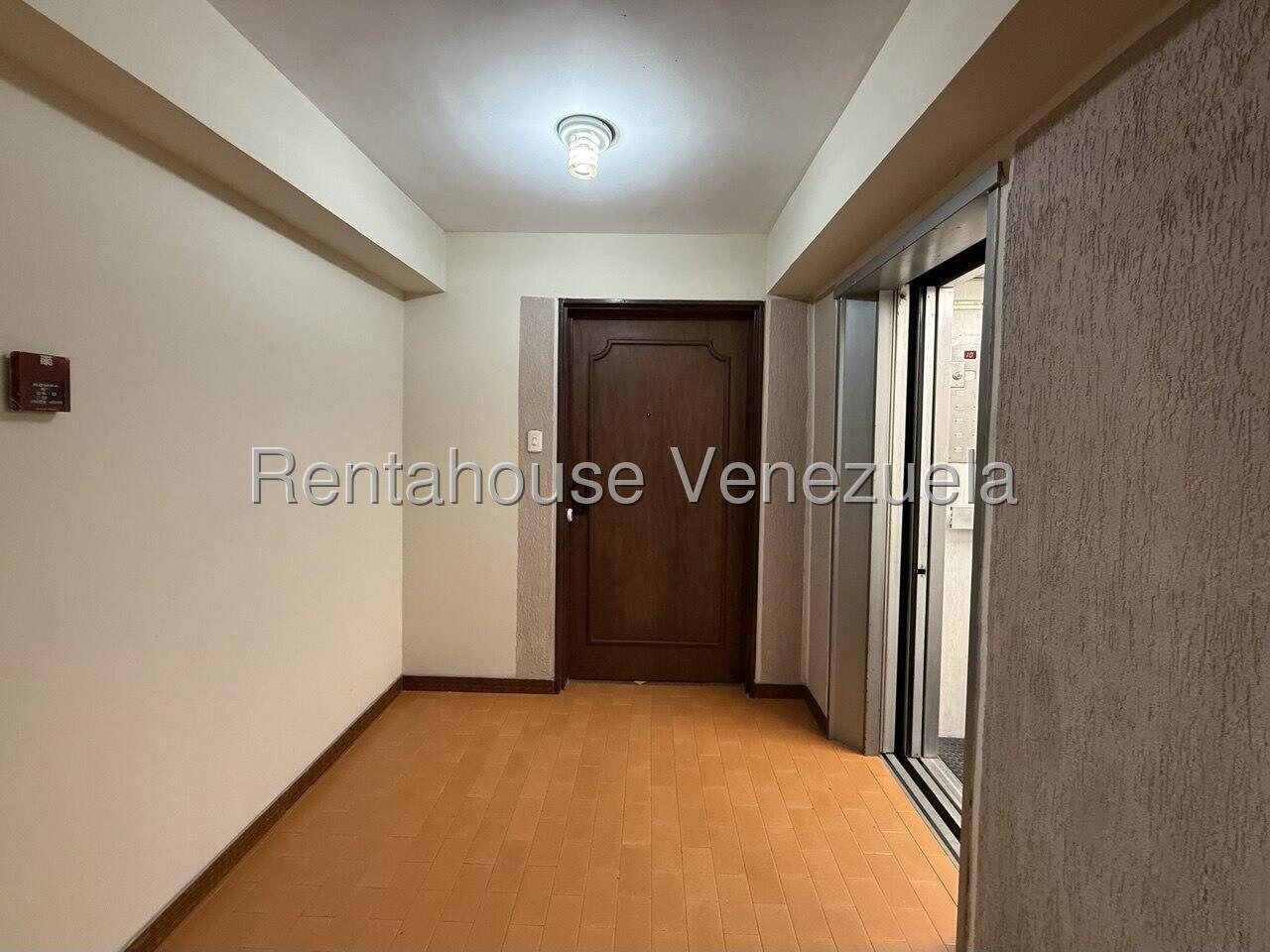 Apartamento en venta en Barquisimeto (Parroquia Santa Rosa), foto 3 de 12
