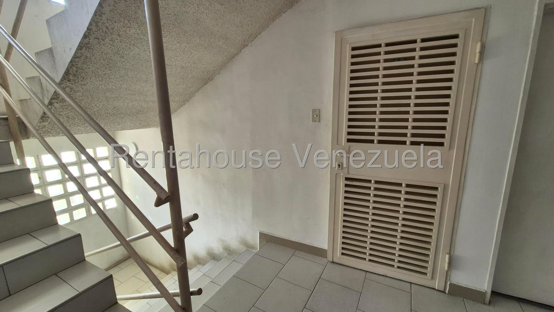 Apartamento en venta en Cabudare (La Pastorena), foto 3 de 12