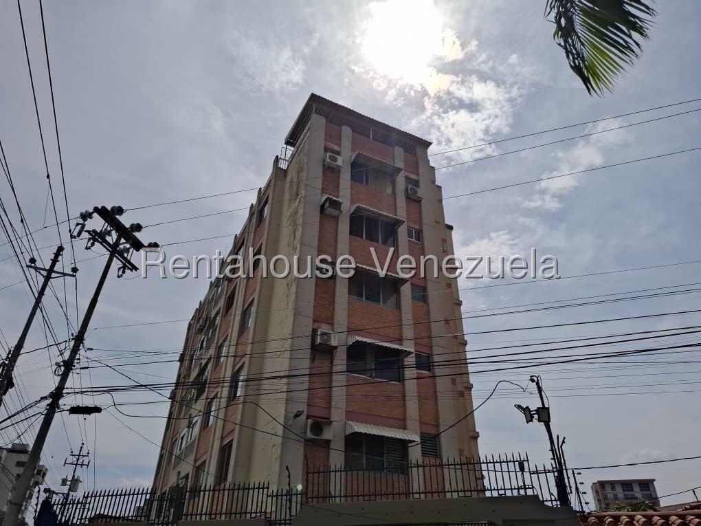 Apartamento en venta en Barquisimeto (Del Este), foto 2 de 12