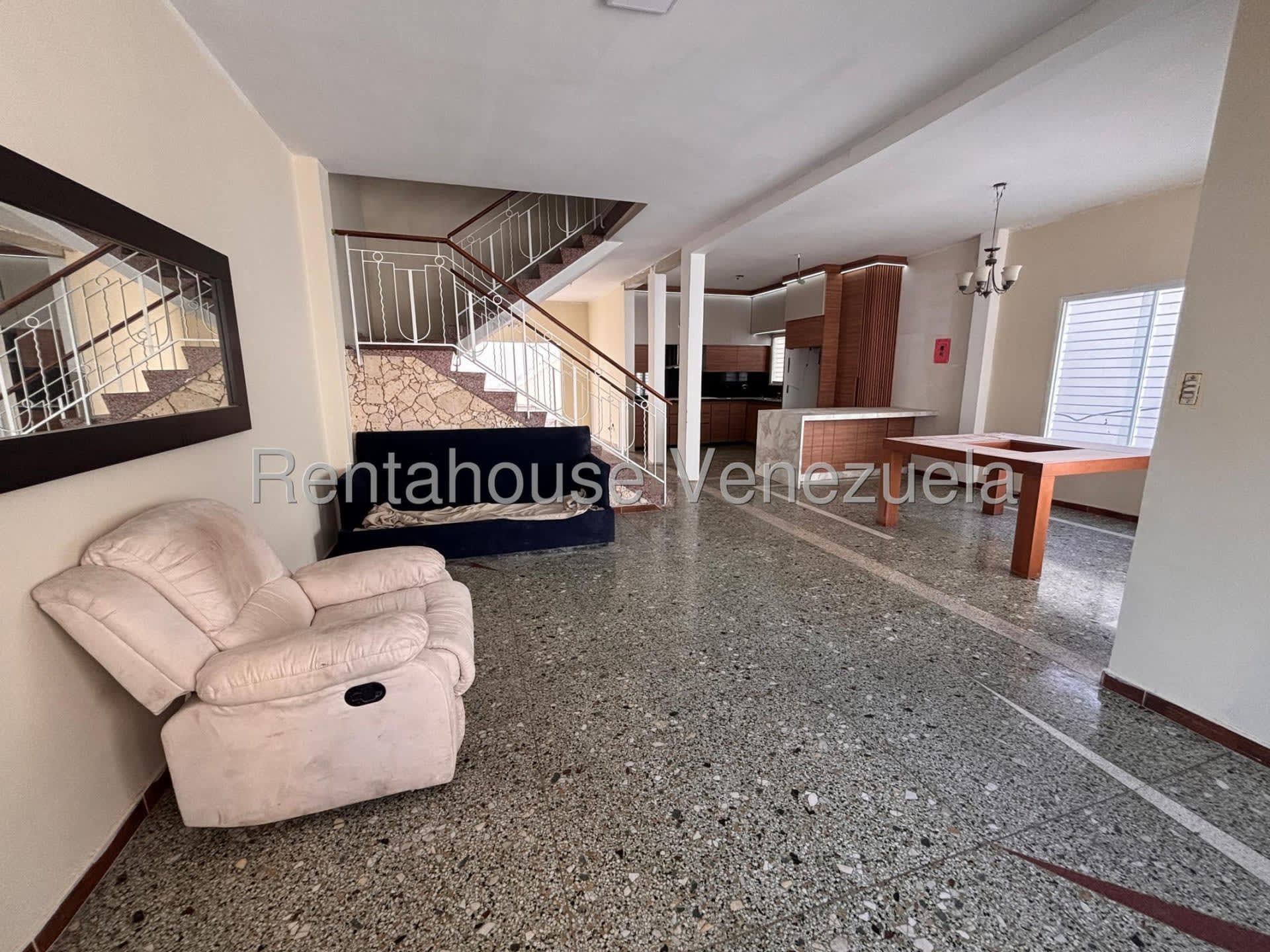 Casa en venta en Barquisimeto (Zona Este), foto 2 de 12